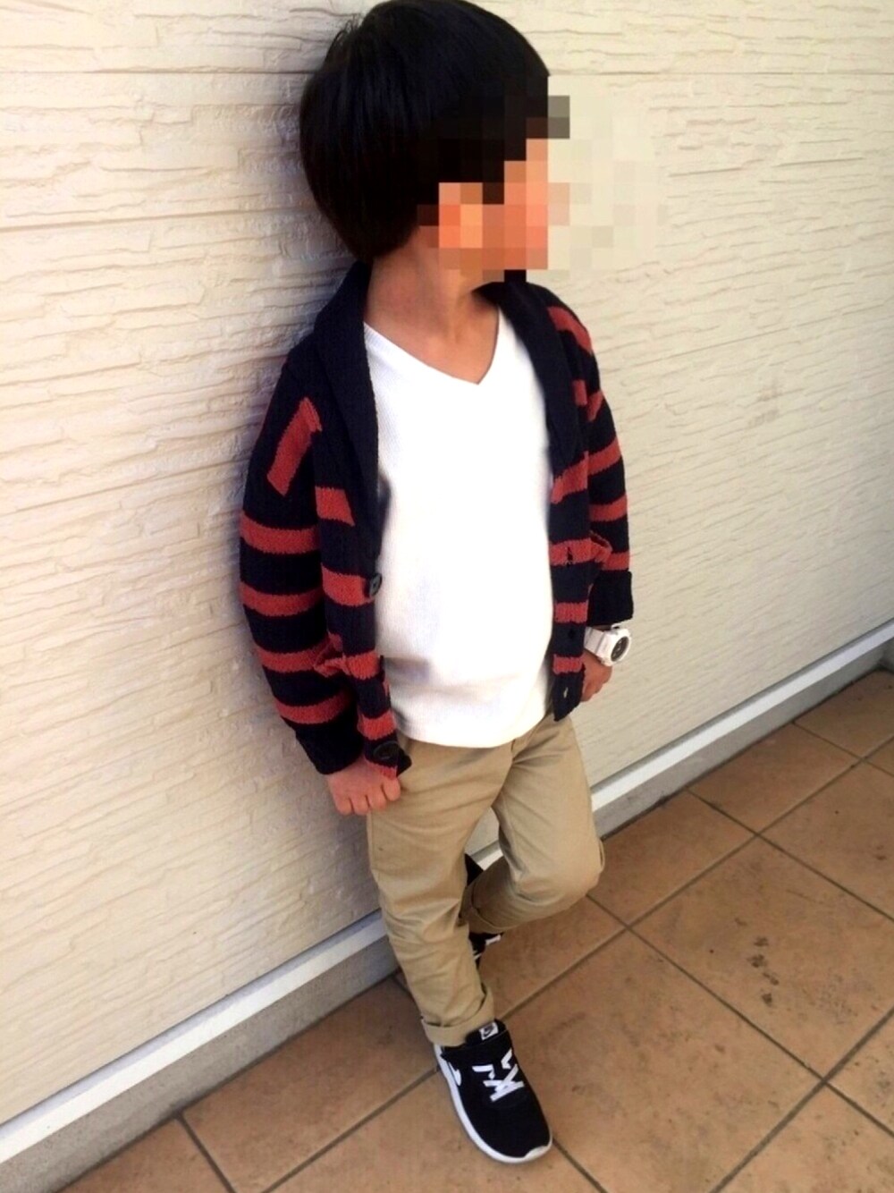 「AZUL by moussyのストーンウォッシュワッフル長袖VネックPO（Tシャツ/カットソー、ホワイト系）」を使った、Rooo-Kun( ¨̮ )さん（キッズ・110cm）の冬コーディネートの1枚目の写真