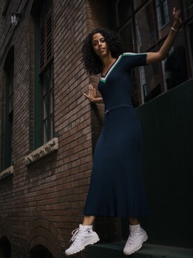 「Maje（マジェ）のアイテム」を使った、Miha Miさん（レディース・170cm）の秋コーディネート