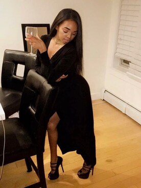 「USA」｜「アイテム（ワンピース/ドレス）」を使った、Dominique Riceさん（レディース・153cm）の冬コーディネート