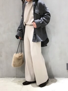 「LAKOLE（ラコレ）のアイテム（ブーツ）」を使った、karepyosさん（レディース・156cm）の冬コーディネート