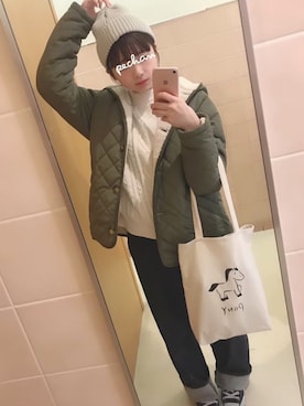 「UNIQLO（ユニクロ）のハイライズワイドストレートジーンズ（デニムパンツ）」を使った、ぺーちゃんさん（レディース・150cm）の秋コーディネート