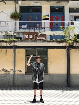 「MSCHF（ミスチーフ）のアイテム」を使った、DUさん（メンズ・175cm）の夏コーディネート