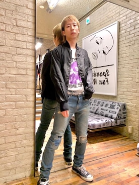 「スキニー」｜「アイテム（スタジャン）」を使った、tomoyaさん（メンズ・174cm）の夏コーディネート