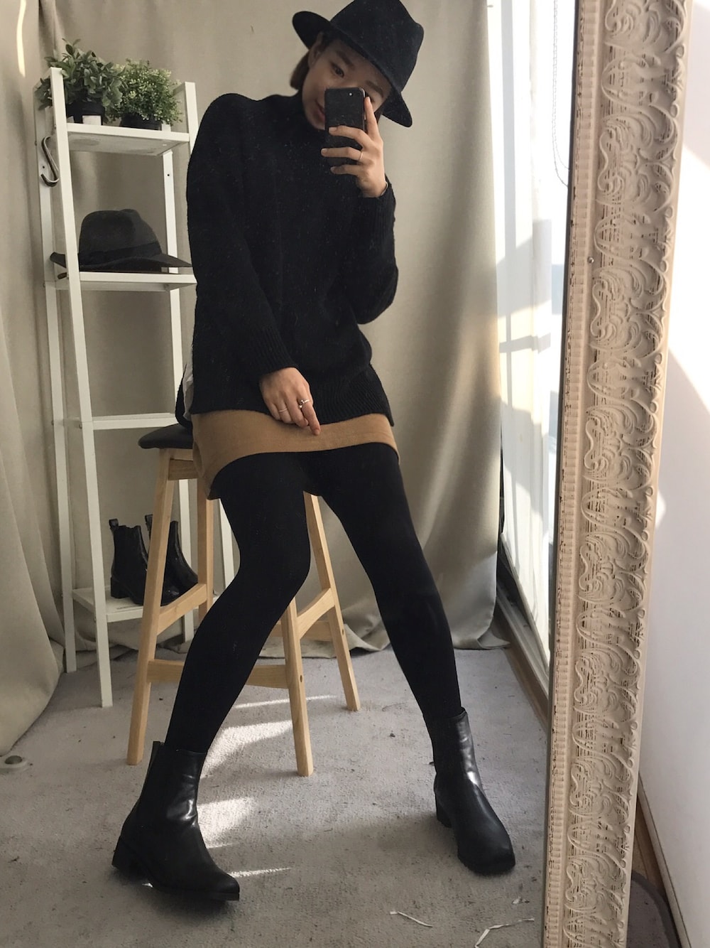 「ootd、outfit、hat、casual、daily look、korea、knit、UNIQLO、ZARA」｜「ZARAのアイテム（ハット、ブラック系）」を使った、jirong_kさん（レディース・170cm）の冬コーディネートの1枚目の写真