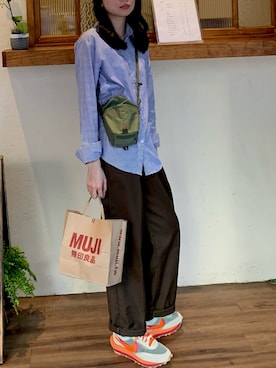 「Supreme （シュプリーム）のアイテム（ファッション雑貨、グリーン系）」を使った、xinさん（レディース・162cm）の秋コーディネート