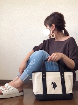 「Desigual（デシグアル）のアイテム（デニムパンツ）」を使った、uaさん（レディース・153cm）の夏コーディネート