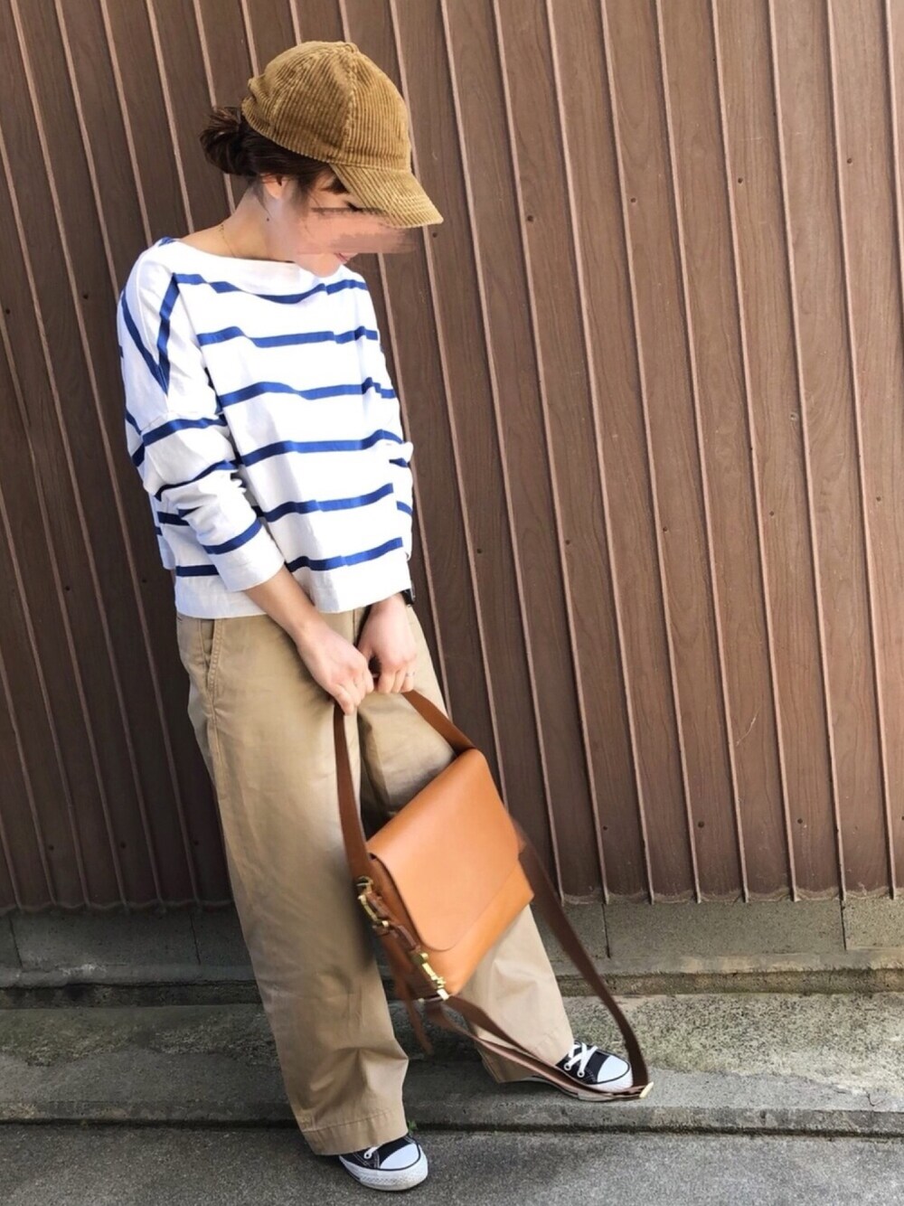「平成最後のWEARISTAセンバツ、ZOZO公認ユーザー、ZOZOチノパンツ、Fossil、フォッシル、コーデュロイキャップ、ボーダートップス、FOSSILSTYLE、センスオブプレイス、SENSEOFPLACE」｜「Traditional Weatherwearの【Traditional Weather Wear】別注 ビッグマリンボートネックボーダーカットソー（Tシャツ/カットソー、ブルー系）」を使った、uaさん（レディース・153cm）の春コーディネートの1枚目の写真
