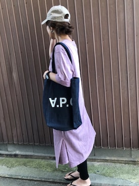 「レギンスコーデ」｜「アイテム（ビーチサンダル）」を使った、uaさん（レディース・153cm）の夏コーディネート