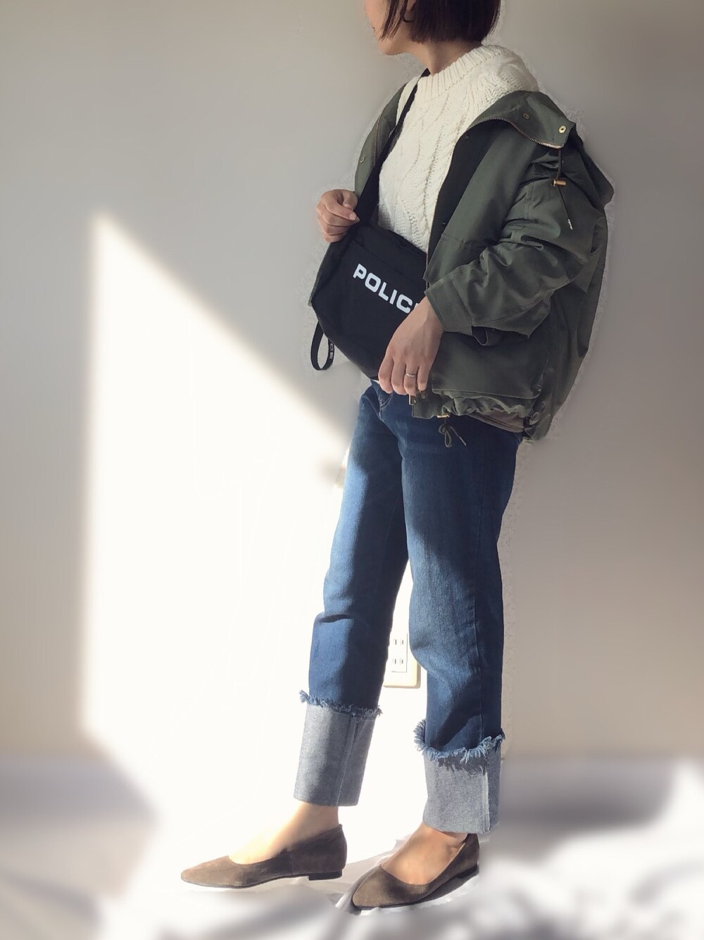 「トラディショナルウェザーウエア、Traditional Weatherwear、マウンテンパーカー、ポリス、POLICE、秋コーデ、きれいめカジュアル、低身長、オトナ女子、ロールアップ」｜「Traditional WeatherwearのHARROW（マウンテンパーカー、グリーン系）」を使った、uaさん（レディース・153cm）の秋コーディネートの1枚目の写真