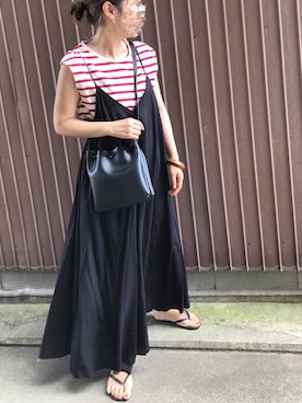 「キャミワンピ」｜「アイテム（ビーチサンダル）」を使った、uaさん（レディース・153cm）の秋コーディネート