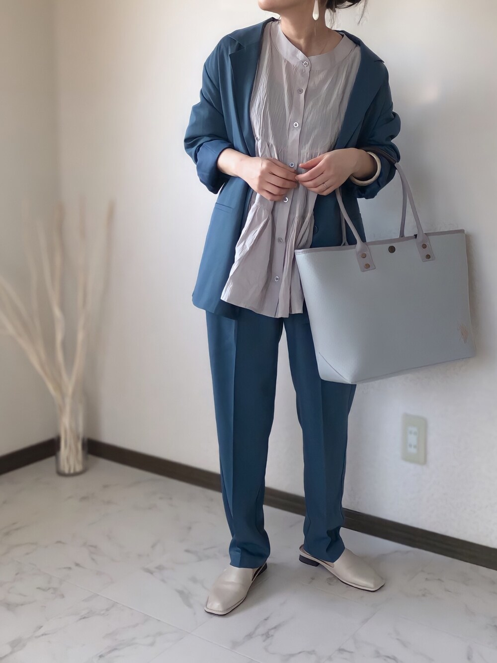 「VACANCY、ヴァカンシー、クリスプ、Crisp、春コーデ、セットアップ、ママコーデ、THEPLATINUMSELECT、USポロ」｜「VACANCYの【VACANCY】SET　UP　２B　ＪＡＣＫＥＴ（セットアップ、ブルー系）」を使った、uaさん（レディース・153cm）の冬コーディネートの1枚目の写真