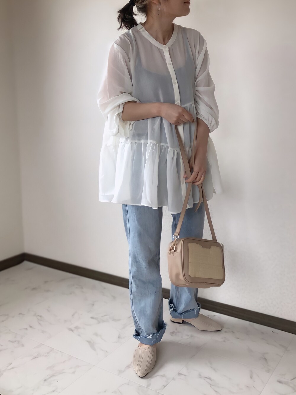 「春めきシューズ、BONLECILL、ボンルシール、コーナーズ、corners、Crisp、クリスプ、arholiday、春コーデ、淡色コーデ」｜「BONLECILLのアイテム（トップス、ホワイト系）」を使った、uaさん（レディース・153cm）の春コーディネートの1枚目の写真