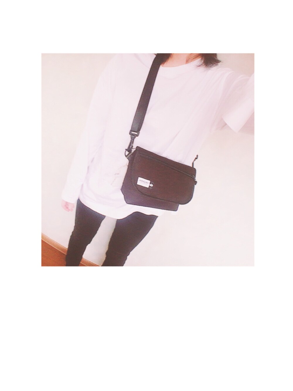 「BEAUTY&YOUTH UNITED ARROWSの長袖Tシャツ（Tシャツ/カットソー、ホワイト系）」を使った、○△□さん（レディース・154cm）の秋コーディネートの1枚目の写真