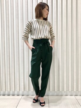 「Yasutoshi Ezumi（ヤストシエズミ）のアイテム（パンツ）」を使った、HONTOMOさん（レディース・161cm）の春コーディネート