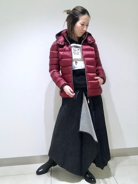 「プリーツ」｜「アイテム（ダウンジャケット/コート）」を使った、HONTOMOさん（レディース・161cm）の秋コーディネート