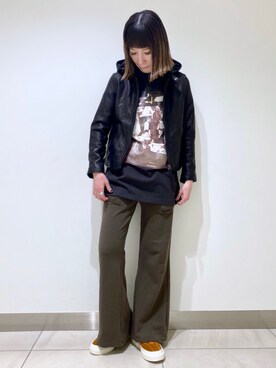 「アイテム（ブルゾン）」を使った、HONTOMOさん（レディース・161cm・30代）の春コーディネート