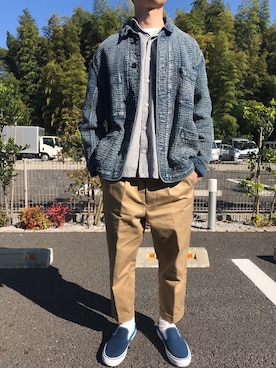 「SCYE BASICS（サイベーシックス）のアイテム（チノパンツ）」を使った、boog77さん（メンズ・170cm）の秋コーディネート