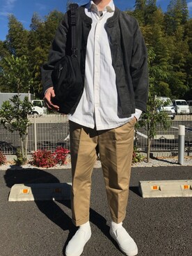 「SCYE BASICS（サイベーシックス）のアイテム（チノパンツ）」を使った、boog77さん（メンズ・170cm）の秋コーディネート