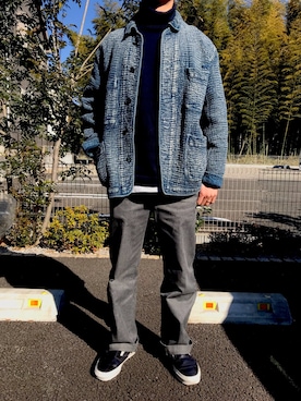 「CALEE（キャリー）のアイテム（チノパンツ）」を使った、boog77さん（メンズ・170cm）の冬コーディネート