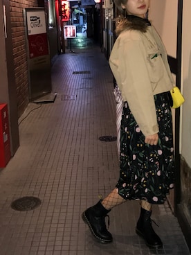 「網タイツ」｜「アイテム（ミリタリージャケット）」を使った、aygkさん（レディース・167cm）の秋コーディネート