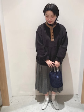 「ボアトレーナー」｜wakitaさん（レディース・155cm）の冬コーディネート