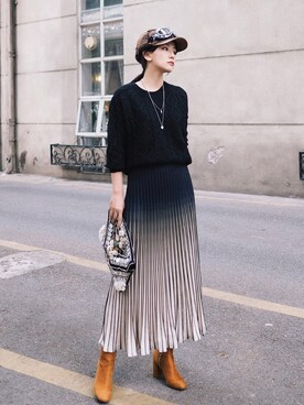 「Antik Batik（アンティークバティック）のアイテム」を使った、adaJさん（レディース・164cm）の秋コーディネート