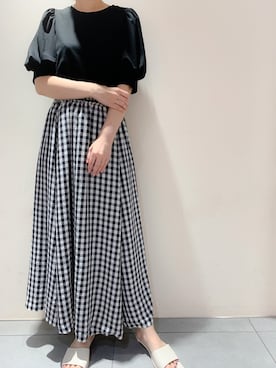 「STRAWBERRY-FIELDS（ストロベリーフィールズ）のアイテム（スカート）」を使った、UNIVERVALMUSEﾕﾆﾓｰﾙさん（レディース・157cm）の春コーディネート
