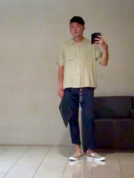 「アイテム（スリッポン）」を使った、Masayuki  Simakawaさん（メンズ・180cm・20代）の秋コーディネート