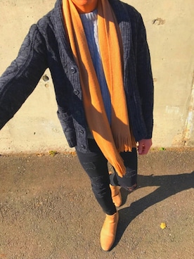 「GU（ジーユー）のアイテム（ニット/セーター、グレー系）」を使った、ナカヤマさんさん（メンズ）の冬コーディネート