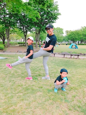 「NIKE（ナイキ）のアイテム（Tシャツ/カットソー、ブラック系）」を使った、ナカヤマさんさん（メンズ）の春コーディネート