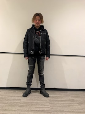 「DIESEL（ディーゼル）のアイテム（ブーツ）」を使った、yutaroさん（メンズ・170cm）の冬コーディネート