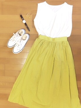 「earth music&ecology（アースミュージックアンドエコロジー）の・8col ギャザーマキシスカート ●（スカート、イエロー系）」を使った、Lunaさん（レディース・163cm）の夏コーディネート
