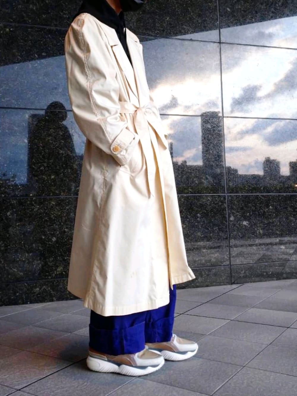 「シンプルコーデ、カジュアル、スニーカー」｜「JOHN LAWRENCE SULLIVANのアイテム（パンツ、パープル系）」を使った、hyogaさん（メンズ・173cm）の春コーディネートの1枚目の写真