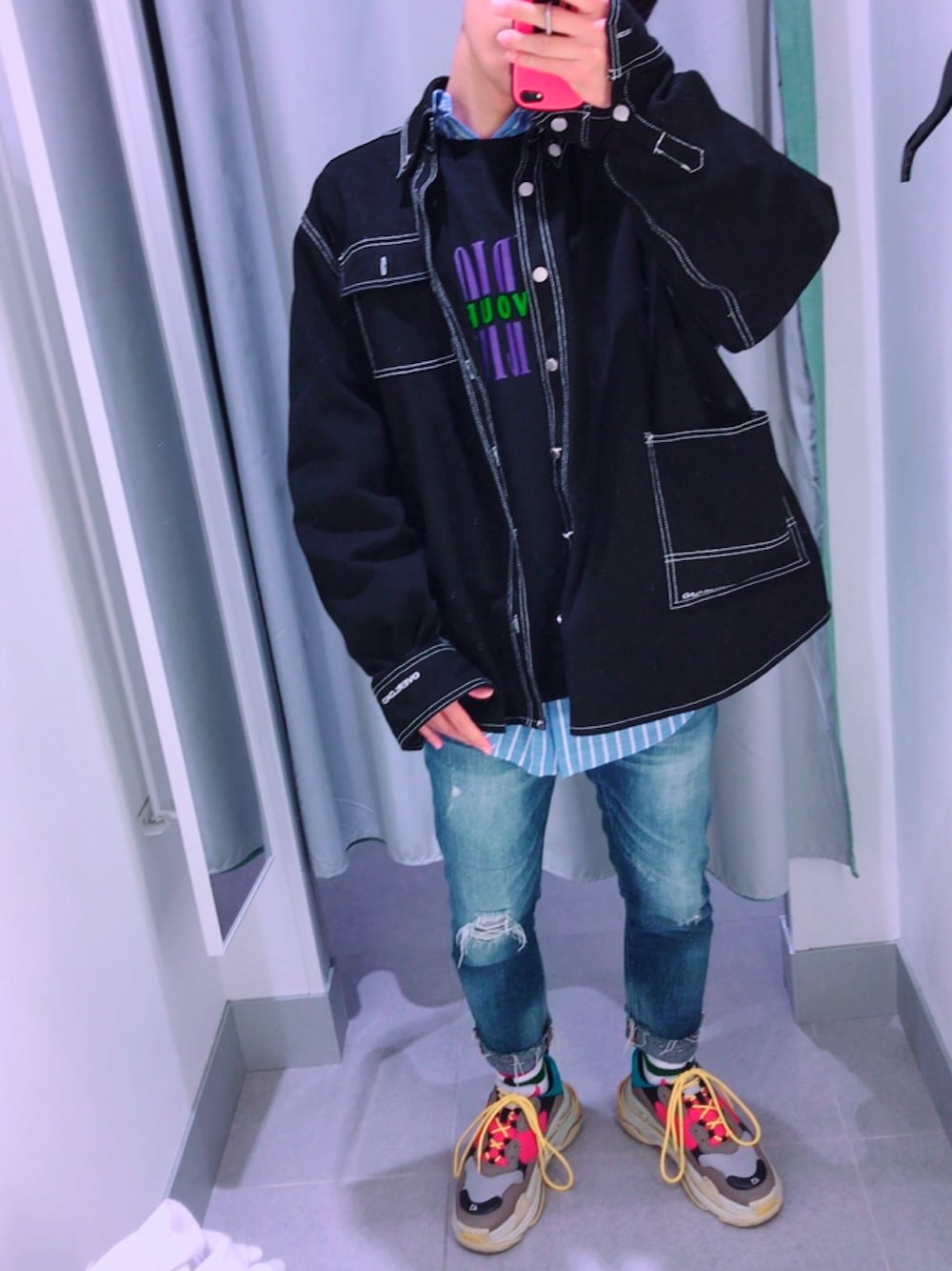 OVERLORDのデニムジャケットを使った人気ファッションコーディネート  