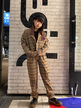 DOUBLE-BREASTED CROPPED JACKETを使ったレディース人気ファッション 