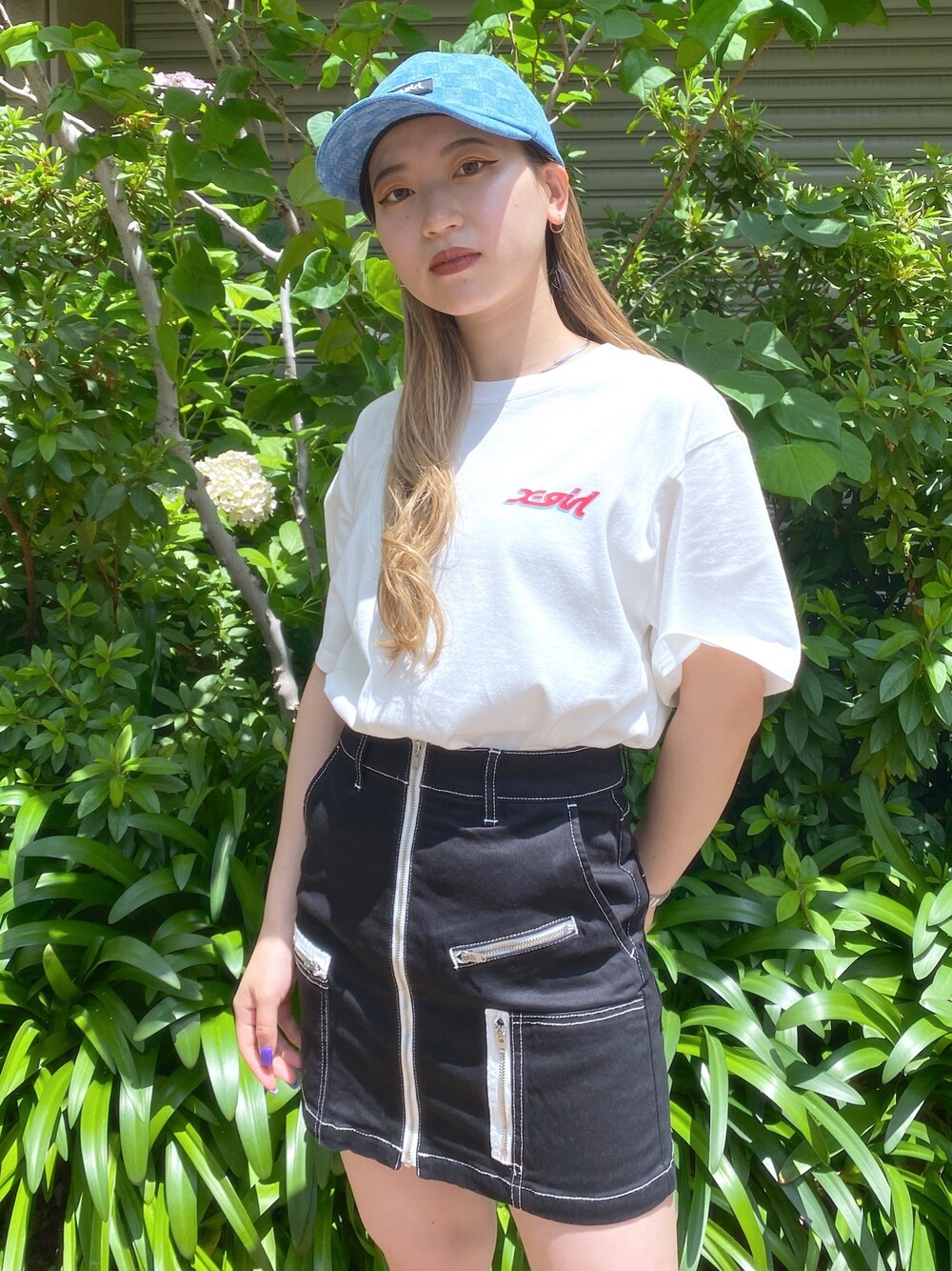 「ゆるコーデ、夏、キレイめカジュアル、低身長コーデ、低身長、x-girl」｜「X-girlのSPIN LOGO S/S TEE（Tシャツ/カットソー、ホワイト系）」を使った、airiさん（レディース・152cm）の夏コーディネートの1枚目の写真