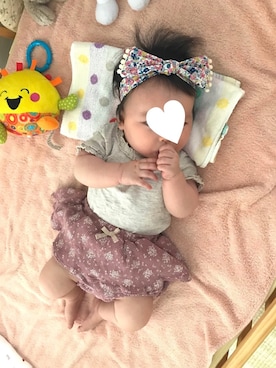「Handmade（ハンドメイド）のアイテム（ヘアバンド、ピンク系）」を使った、himaさん（キッズ・100cm）の夏コーディネート