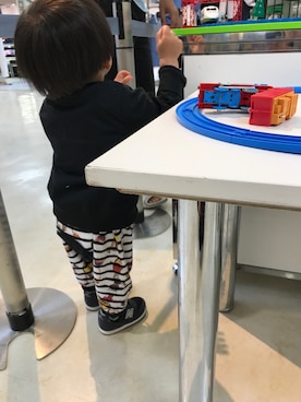 「むすこーで」｜「アイテム（MA-1）」を使った、tum...gさん（キッズ・90cm）の春コーディネート