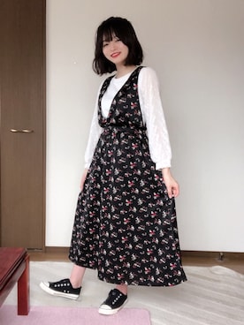 「Honeys」｜「アイテム（ジャンパースカート）」を使った、しぴさん（レディース・158cm）の春コーディネート