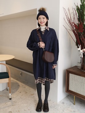 「アイテム（ローファー、ブルー系）」を使った、66ガールズさん（レディース・167cm）の冬コーディネート