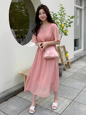 「アイテム（ワンピース、ピンク系）」を使った、66ガールズさん（レディース・168cm）の夏コーディネート