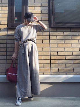 「CONVERSE（コンバース）のCONVERSE コンバース オール スター オックス / ALL STAR OX(BLACK) 32160321（スニーカー）」を使った、YURI◡̈さん（レディース・165cm・20代）の秋コーディネート