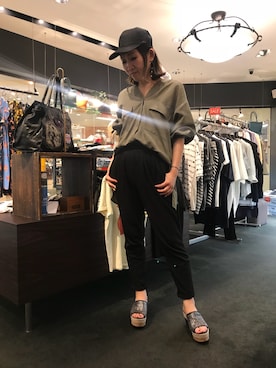 「Rawtus（ロータス）のアイテム（パンツ）」を使った、t☺︎rachanさん（レディース・158cm）の夏コーディネート