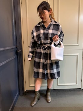 「LOQ（ロック）のアイテム」を使った、t☺︎rachanさん（レディース・158cm）の秋コーディネート