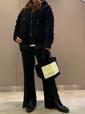 「1piu1uguale3 RELAX（ウノピュウノウグァーレトレリラックス）のアイテム」を使った、t☺︎rachanさん（レディース・158cm）の秋コーディネート