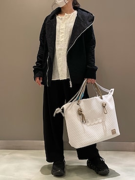 「TRANSIT（トランジット）のアイテム（トップス）」を使った、t☺︎rachanさん（レディース・158cm）の春コーディネート