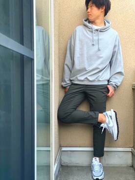 「DOOPZ（ドープス）のアイテム（パーカー）」を使った、しなさん（メンズ・176cm）の春コーディネート