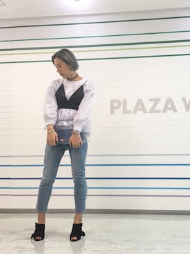 「サンダルに靴下」｜narcissus 神戸店さん（レディース・166cm）の冬コーディネート