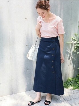 Ishishiさんの「前ボタントラペーズスカート◆」を使ったコーディネート