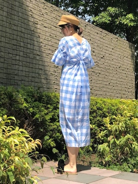 「サックスブルー」｜「アイテム（シャツワンピース）」を使った、たけまいさん（レディース・163cm）の夏コーディネート